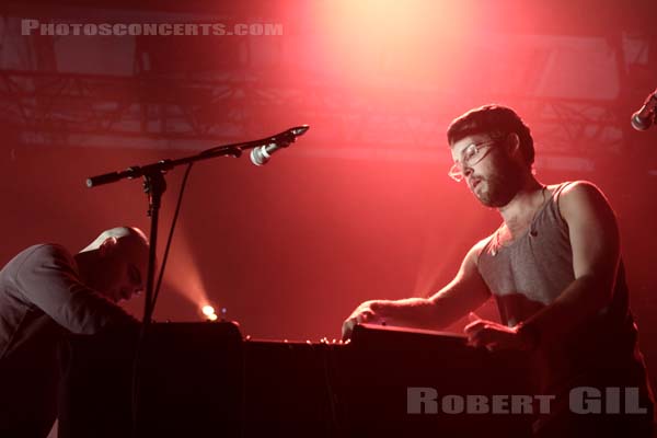 BATHS - 2013-11-02 - PARIS - Grande Halle de La Villette - 